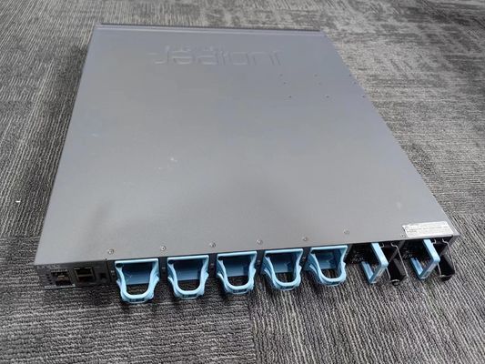Stackable LACP Juniper QFX5110-32Q Services Gateway Full Duplex Half Duplex